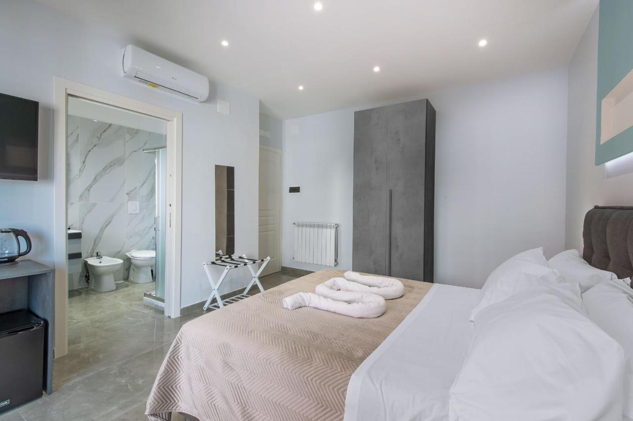 Garibaldi Guest house